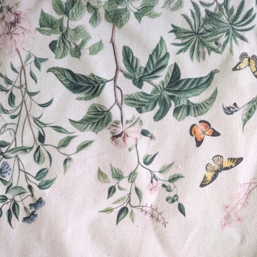🌸 English Garden Canvas Tote Bag & Purse - Adjustable Straps & Snap Closure NWT - Picture 3 of 11